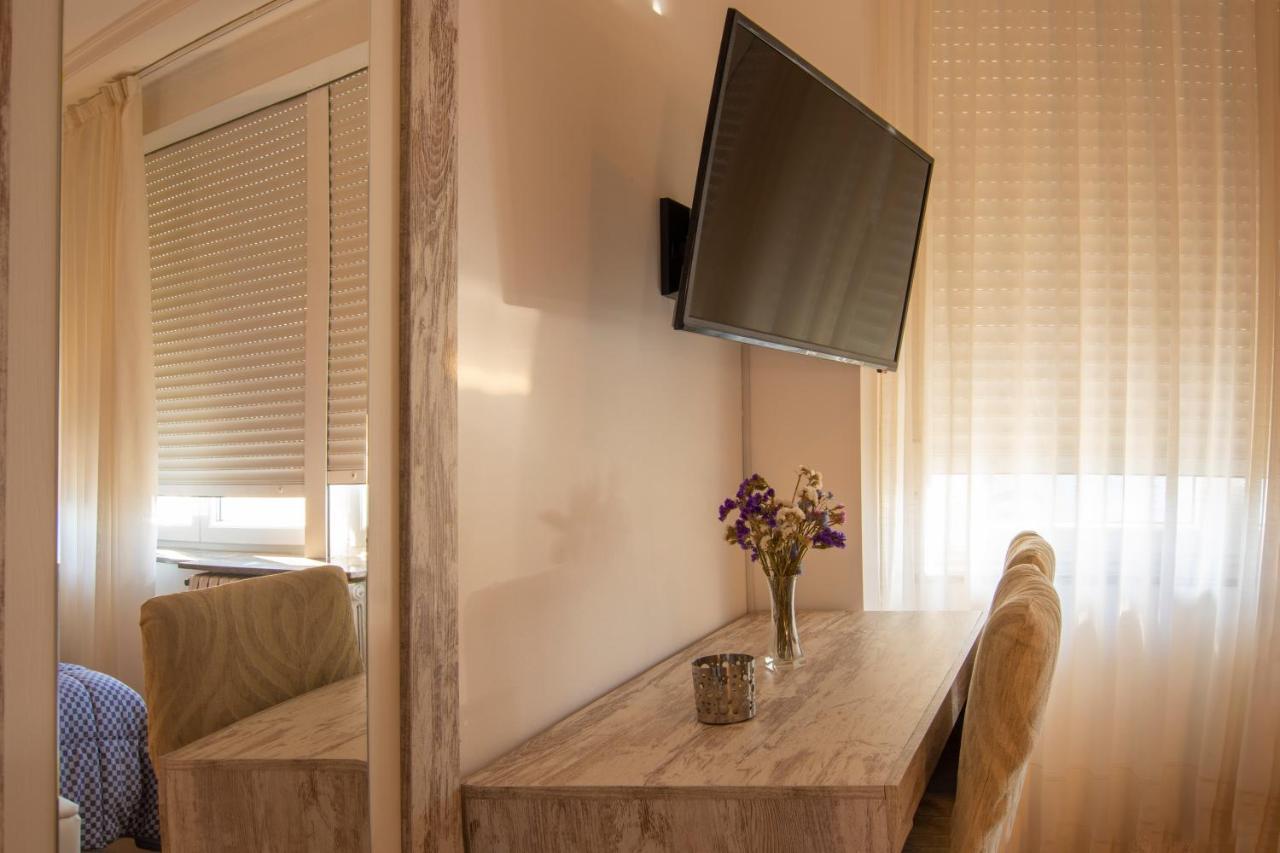 Hotel A Muradana Muros Εξωτερικό φωτογραφία
